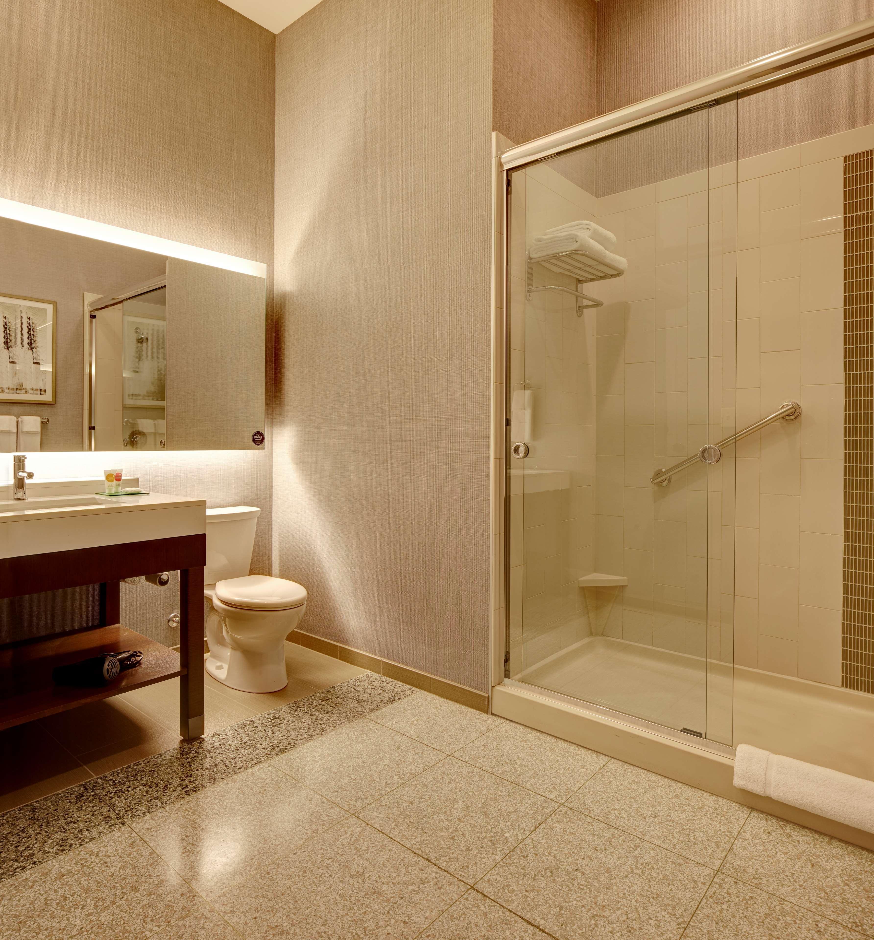 Hyatt Place St. Paul Hotel 3*