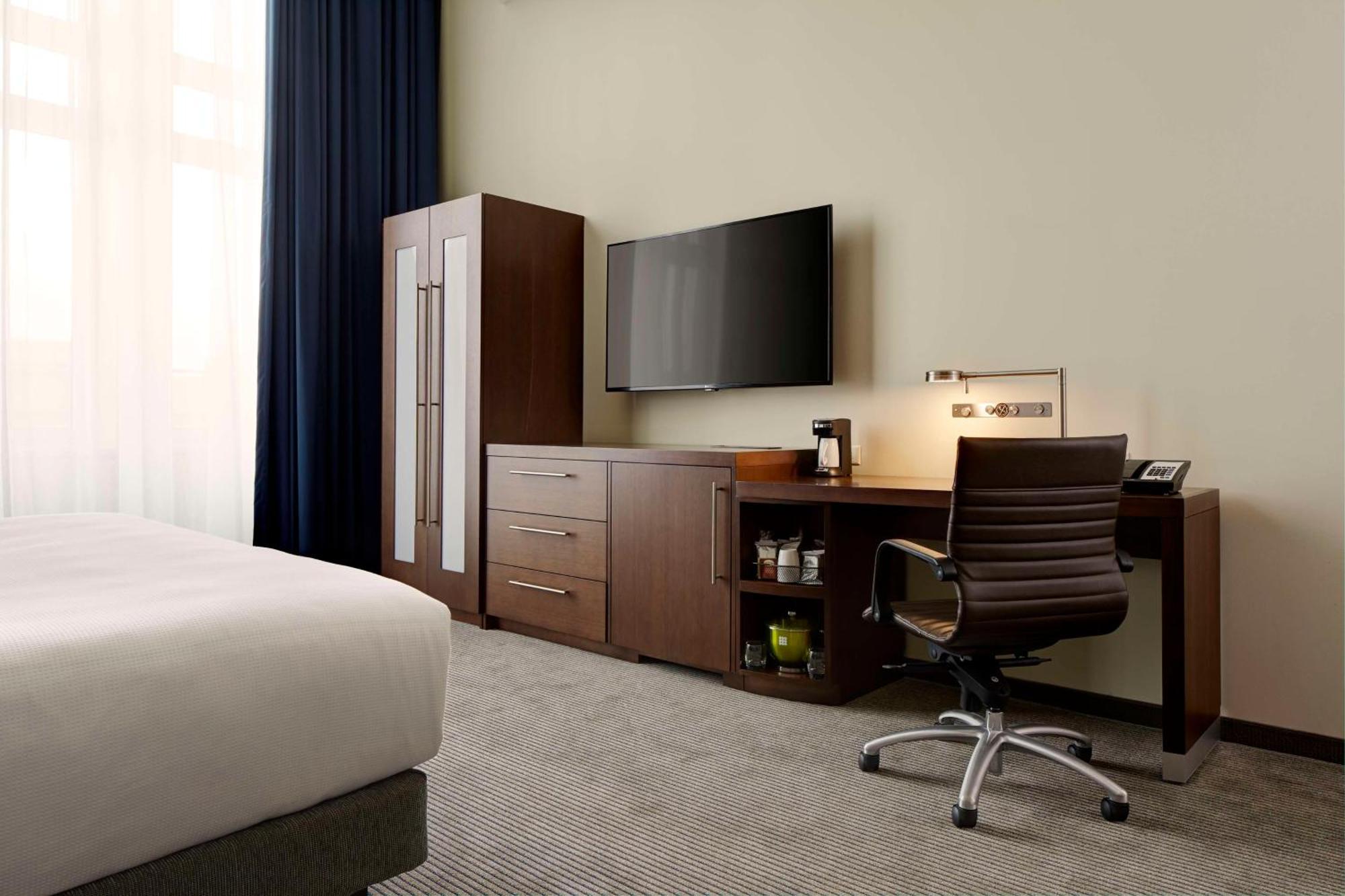 Hyatt Place St. Paul Hotel 3*